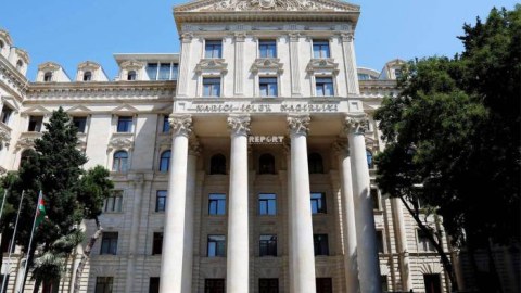 Rəsmi Bakı: Ukraynadakı vəziyyət ciddi narahatlıq doğurur