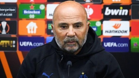 “Qurban Qurbanov ləyaqətli hərəkət etdi” – “Marsel”in baş məşqçisi