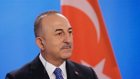 Çavuşoğludan Ukraynanın boğazların bağlanması tələbinə CAVAB
