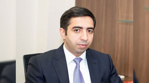 Zaur Əliyev həkimlərin şikayətinə münasibət bildirdi