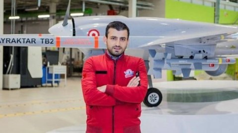 Səlcuq Bayraktardan Ukraynaya DƏSTƏK