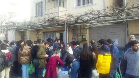 Bakıda Ukrayna üçün yardım toplanılır