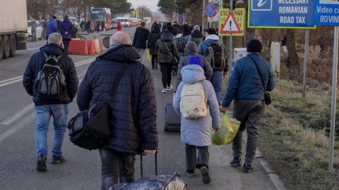 422 min ukraynalı qaçqın düşdü