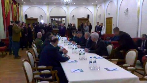 Kiyev Rusiyanın Krım və Donbasdan çıxmasını tələb edir