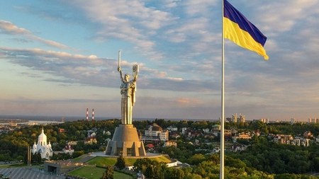 Sabah Ukraynadan 150 soydaşımız təxliyə olunacaq
