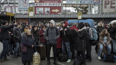 Son sutkada Ukraynanı 120 min nəfər tərk edib