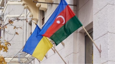 500 azərbaycanlı Xarkovdan yola salındı 