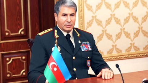 Vilayət Eyvazov rəis müavinini işdən çıxardı