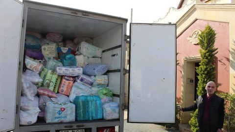 Azərbaycanda Ukrayna üçün 30 ton yardım toplanıb