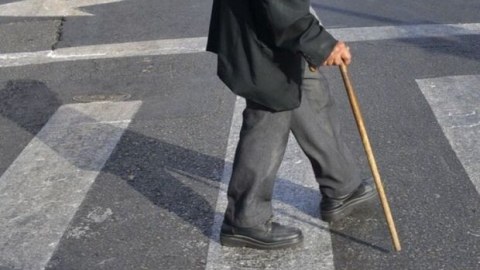 Maşınla vurulan piyada xəstəxanada öldü
