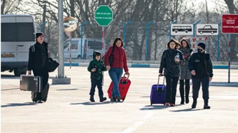 Ukraynadan 1 milyon nəfər qaçqın düşüb - BMT rəsmisi 