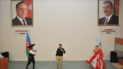 BMU-da stand-up keçirilib