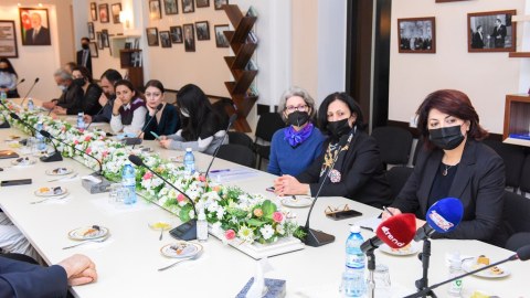 Sanskirt dilinə olan maraq - ADU-da antik mədəniyyətə baxış
