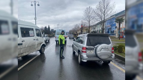 Balakəndə 20 sürücü cərimələndi
