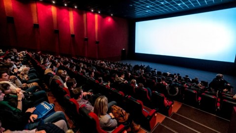 Kinoteatrlarla bağlı yeni QƏRAR