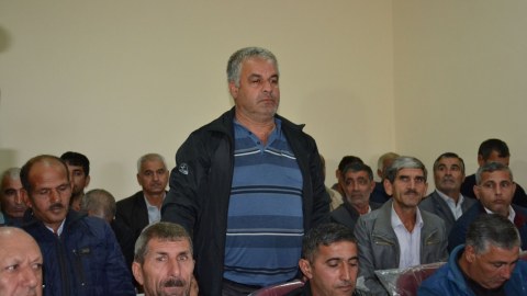 Məmurlara yerlərdə vətəndaşları qəbul etməyə İCAZƏ VERİLDİ