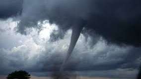 Tornado 6 nəfərin ölümünə səbəb oldu