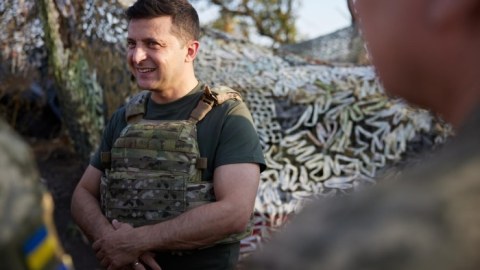Zelenski bu şəhərlərə “Qəhrəman şəhər” adı verdi