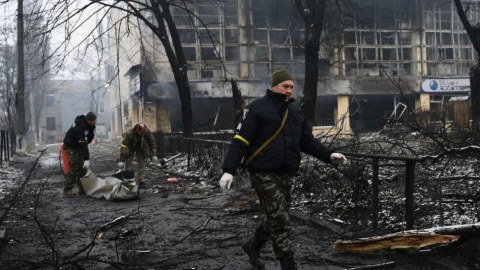 Ruslar humanitar dəhlizlə Mariupola girməyə çalışdı