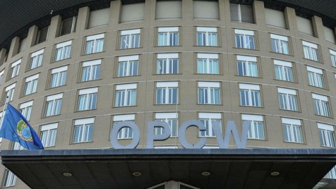 Rusiya diplomatlarının çıxışı zamanı Aİ nümayəndələri zalı tərk etdilər