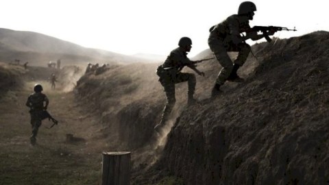 Ordumuz erməni mövqelərinə dəqiq zərbələr endirir