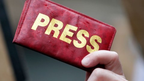 Jurnalistlər üçün vəsiqə nümunələri hazırlandı