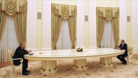 Putin Şoltsla Ukraynanı müzakirə etdi