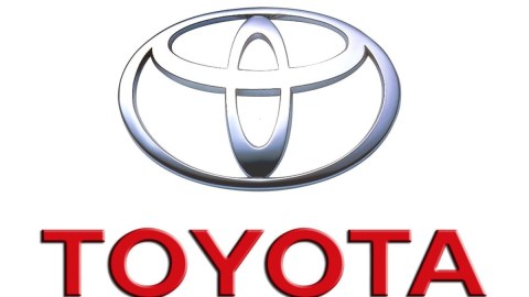 “Toyota” Rusiyada fəaliyyətini DAYANDIRDI