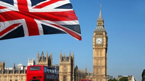 Britaniya 7 rus oliqarxa sanksiya tətbiq etdi - SİYAHI 