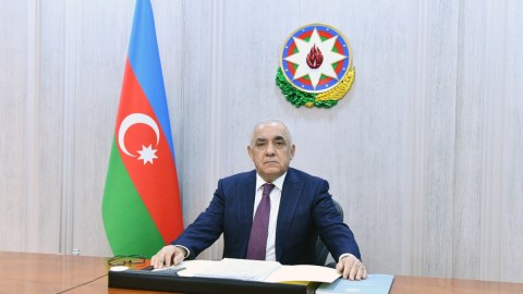 Əli Əsədov iclas keçirdi