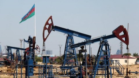 Azərbaycan nefti 9 dollara yaxın ucuzlaşdı