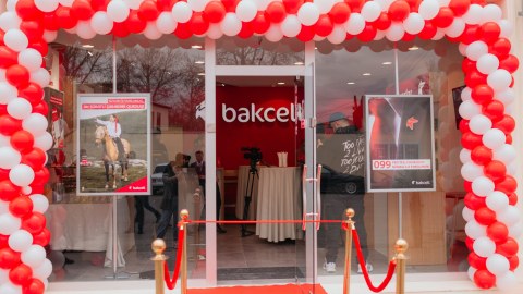 “Bakcell”in yeni konsept mağazası Bərdədə