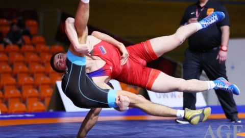 Güləşçilərimiz Avropa çempionatında 4 medal qazandı