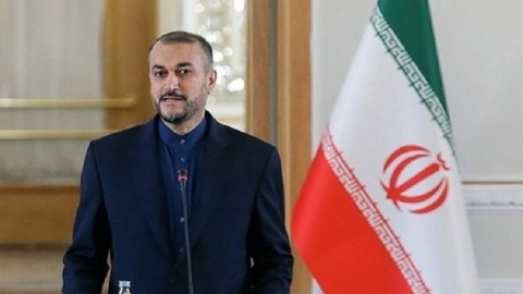 İranın Xarici işlər naziri Rusiyaya gedir