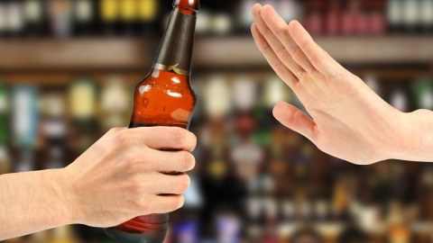 Alkoqollu içkilərin aksiz dərəcəsi ARTIRILDI