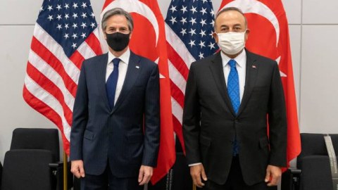 Çavuşoğlu Blinkenlə Ukraynadakı vəziyyəti müzakirə edib