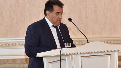 Məmurun biznesmen oğlunun 238 minini OĞURLADILAR