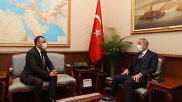 Hulusi Akar Ukrayna səfiri ilə görüşdü