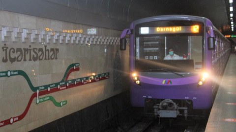 Metro iş rejimini dəyişdirir