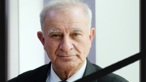 Tanınmış alim vəfat edi