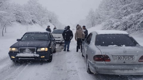Qara görə İsmayıllıya gedən avtobusların yolu dəyişdirildi