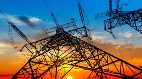 Azərbaycan elektrik enerjisinin ixracını artırıb