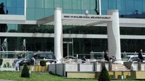 Nazirliyin elektron xidmətləri 1 həftə işləməyəcək