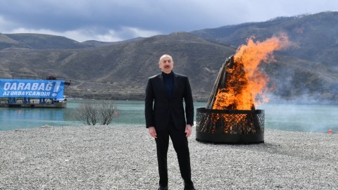 “Biz döyüşərək, qan tökərək Qarabağa qayıtdıq” - Prezident