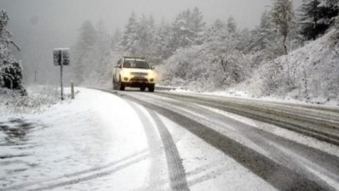 Yollar buz bağlayacaq - Nazirlikdən xəbərdarlıq