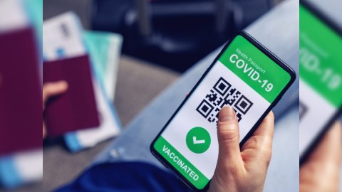 Daha bir ölkədə COVID sertifikatları ləğv olundu