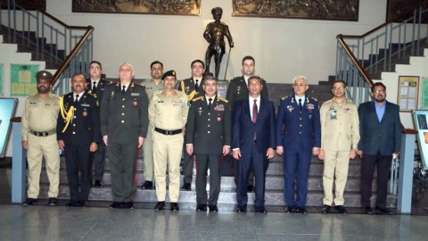 Zakir Həsənov Pakistan Ordu Muzeyini ziyarət etdi
