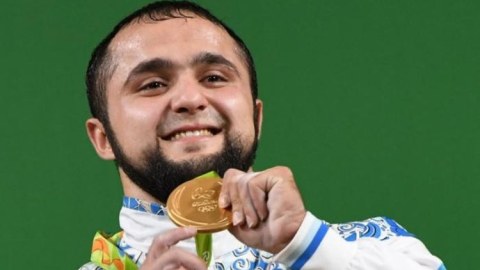 İdmançımıza ağır cəza - Olimpiya çempionluğu əlindən alındı