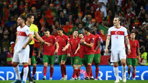 Türkiyə və İtaliya DÇ-2022-dən kənarda qaldı