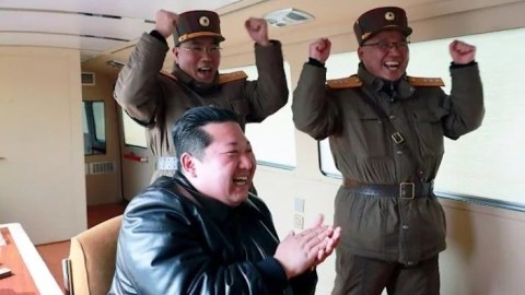Kim Çen Inı sevindirən hadisə - FOTOLAR